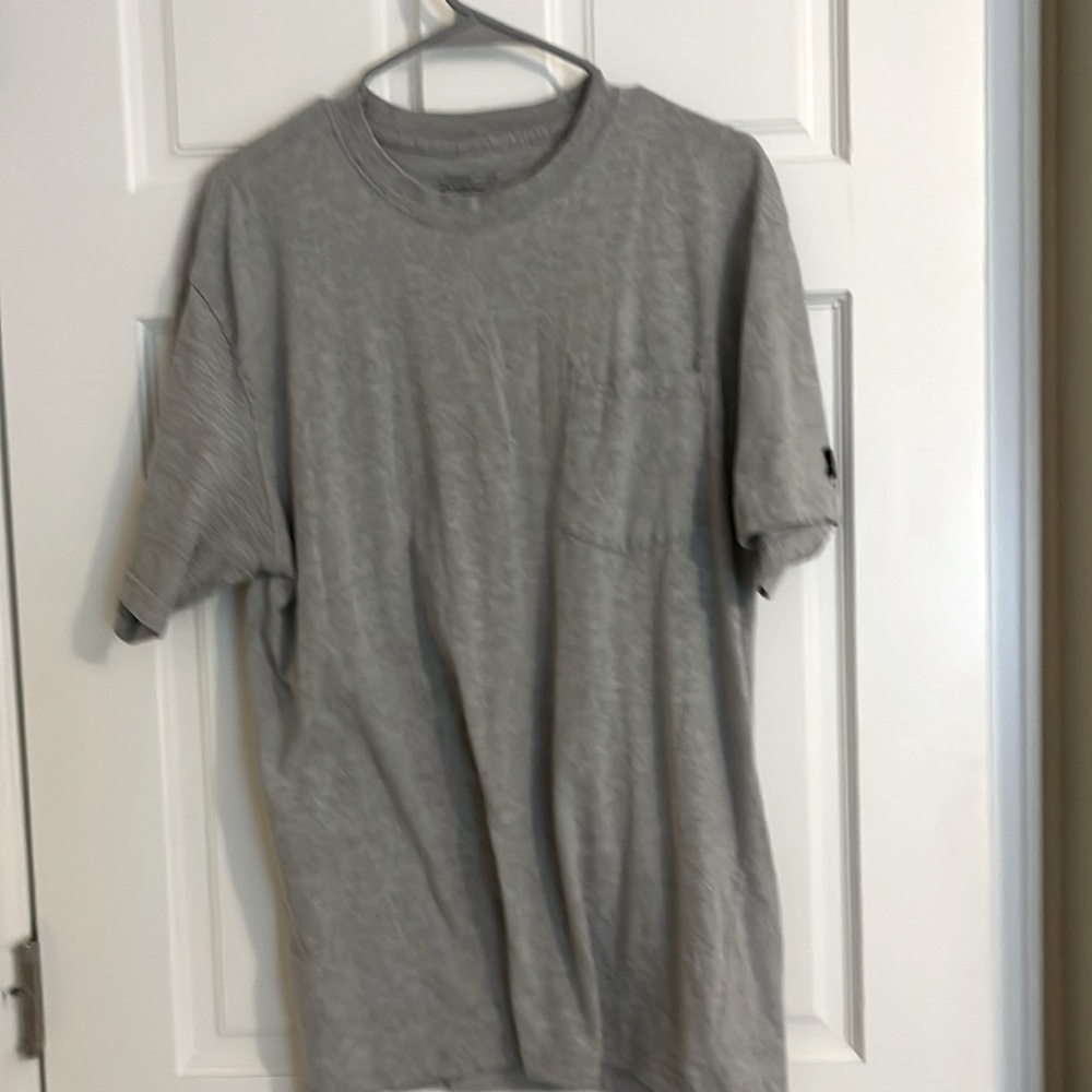 Bundle of 2 Dickies t-shirts, size large. Heavy weightt